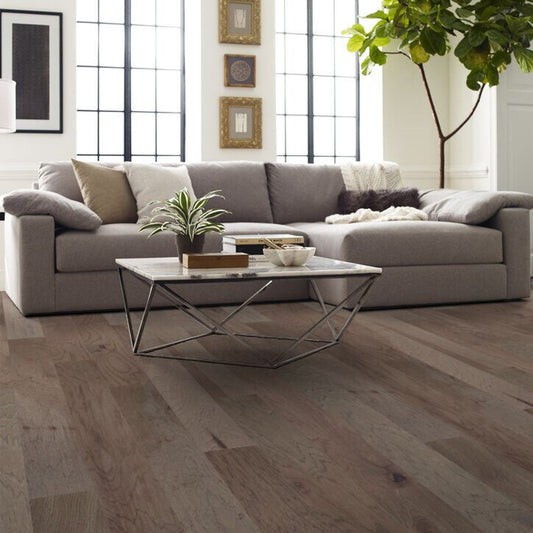 SHAW- PIEDMONT HICKORY ENGINEERED HARDWOOD - 6.38"W X 3/8" T ( 30.48 SQFT / BOX )