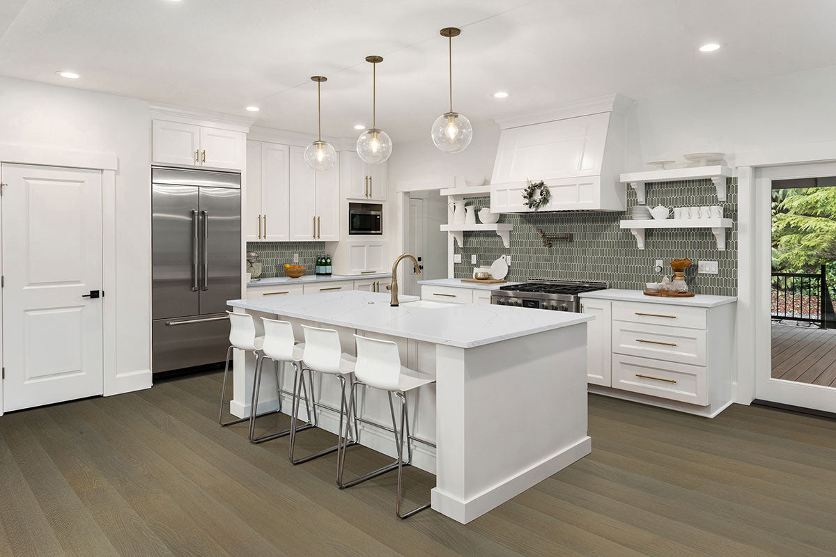 MSI WoodHills-Moorville 6.5"X48" - 7MM Thickness-1.2MIL Veneer (21.67 sq.ft./ctn)