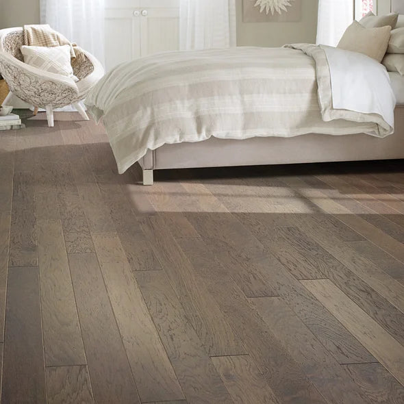 SHAW HIGH PLAINS 5 NOMADIC  HICKORY ENGINEERED HARDWOOD - 5"W X 3/8" T (23.76 SQFT / BOX)