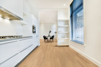 Parky Deluxe+ Sand Oak Rustic light wood flooring - kitchen