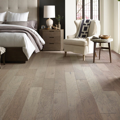 SHAW- PIEDMONT HICKORY ENGINEERED HARDWOOD - 6.38"W X 3/8" T ( 30.48 SQFT / BOX )