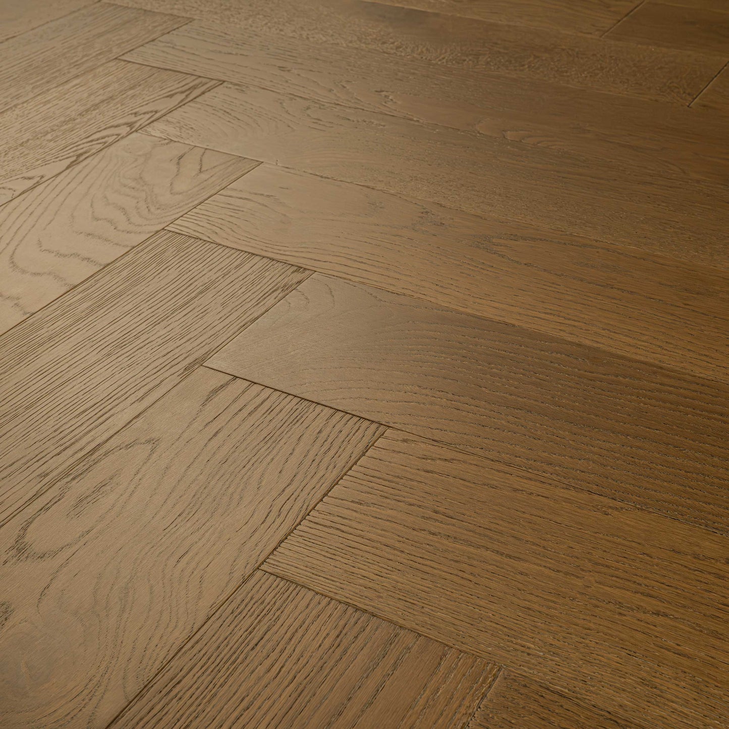 MSI McCarran-Wayland Herringbone Engineered Hardwood 5"W X 24"L 5/8 Thickness 4MM Veneer (15.5sqft/Box)