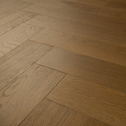 MSI McCarran-Wayland Herringbone Engineered Hardwood 5"W X 24"L 5/8 Thickness 4MM Veneer (15.5sqft/Box)