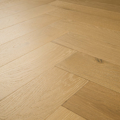 MSI McCarran-Whitlock Herringbone Engineered Hardwood 5"W X 24"L 5/8 Thickness 4MM Veneer (15.5sqft/Box)