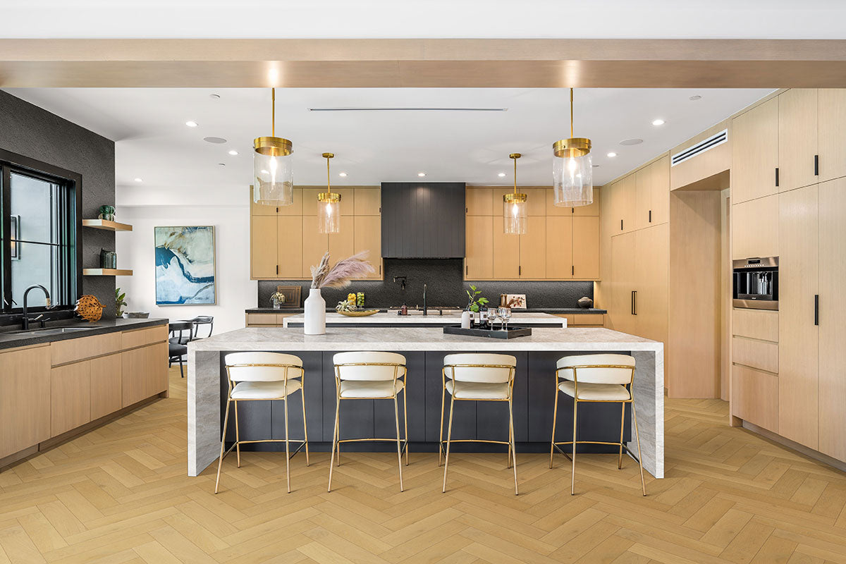 MSI McCarran-Whitlock Herringbone Engineered Hardwood 5"W X 24"L 5/8 Thickness 4MM Veneer (15.5sqft/Box)